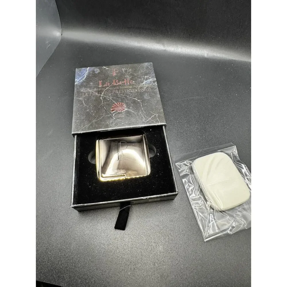 LA PREDIRE PRESTIGE PARIS La Belle Flawless Matte Pressed Powder Foundation